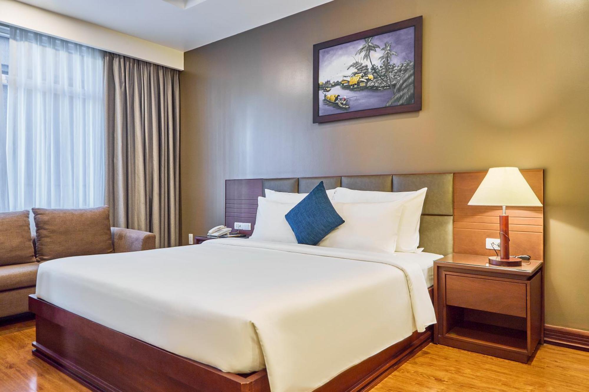 Kin Hotel Thi Sach Ho Chi Minh City Exterior photo