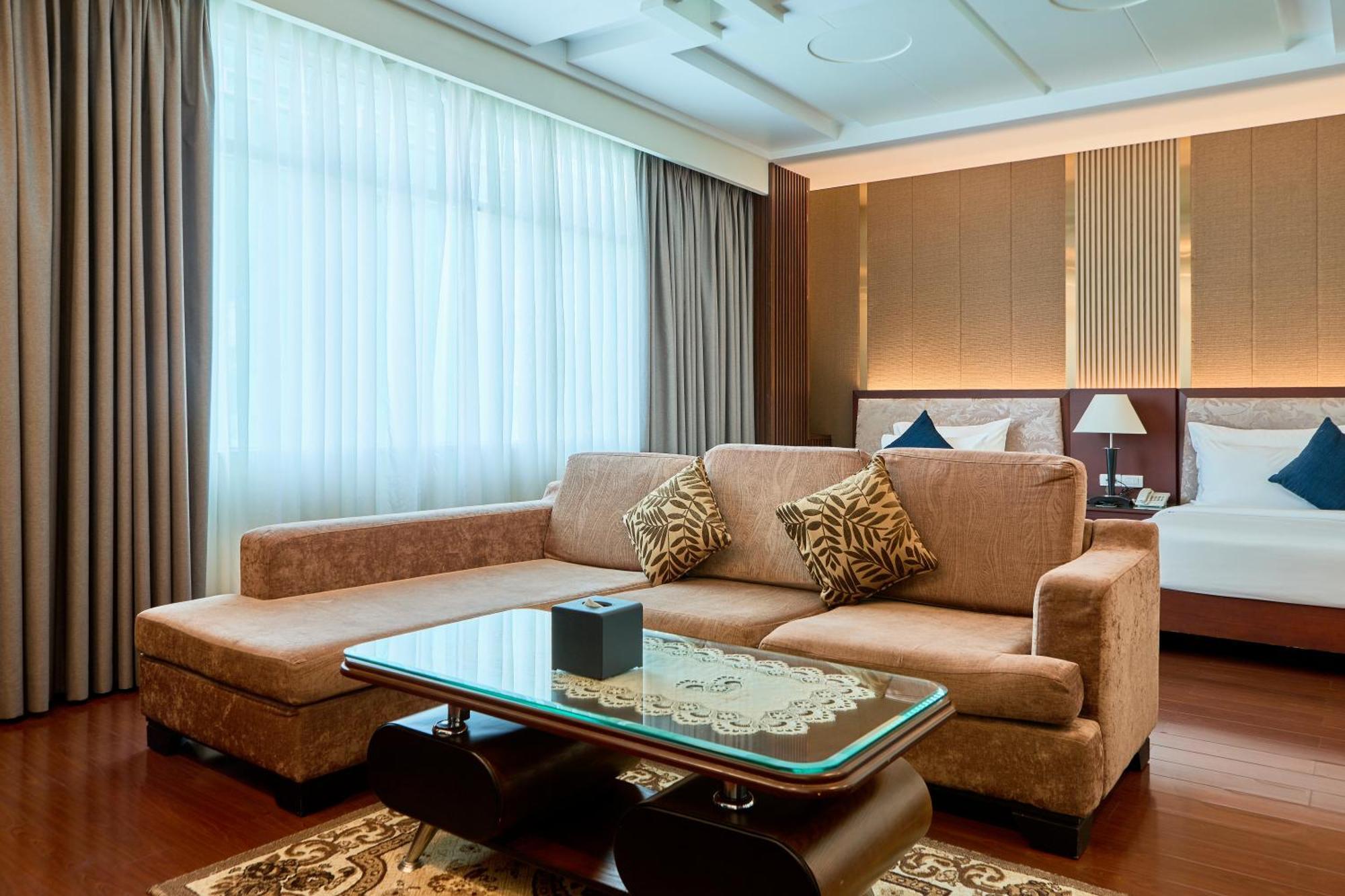 Kin Hotel Thi Sach Ho Chi Minh City Exterior photo