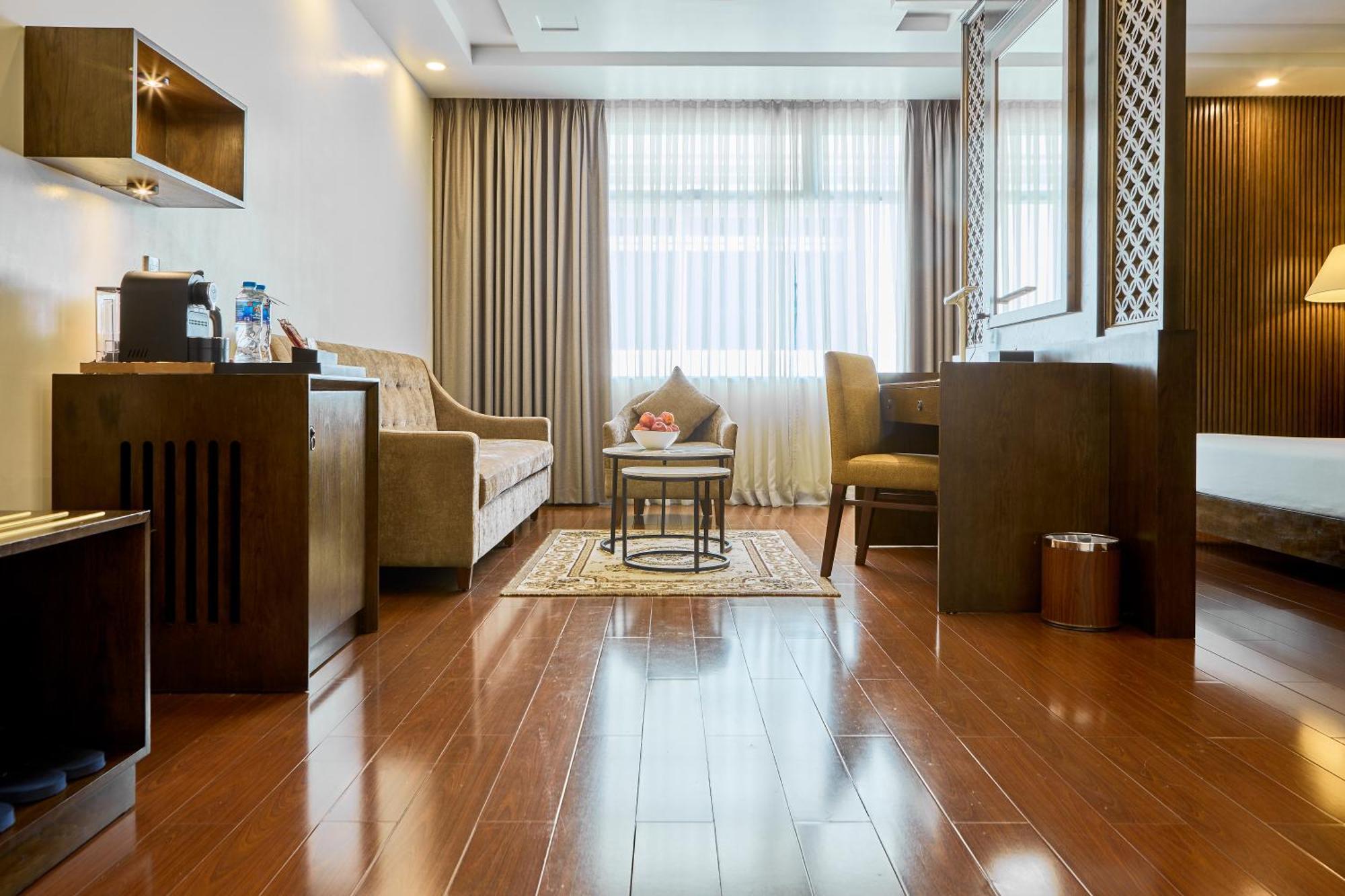 Kin Hotel Thi Sach Ho Chi Minh City Exterior photo